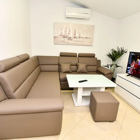 Sana Villa *