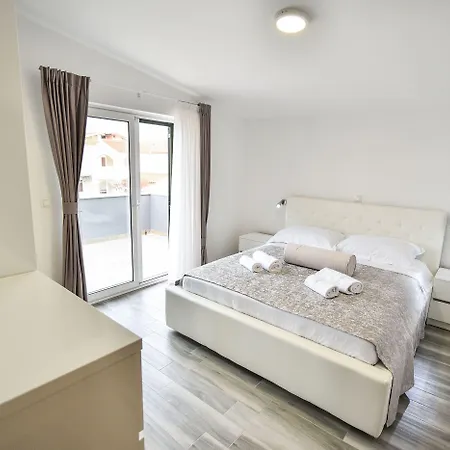 Sana Villa